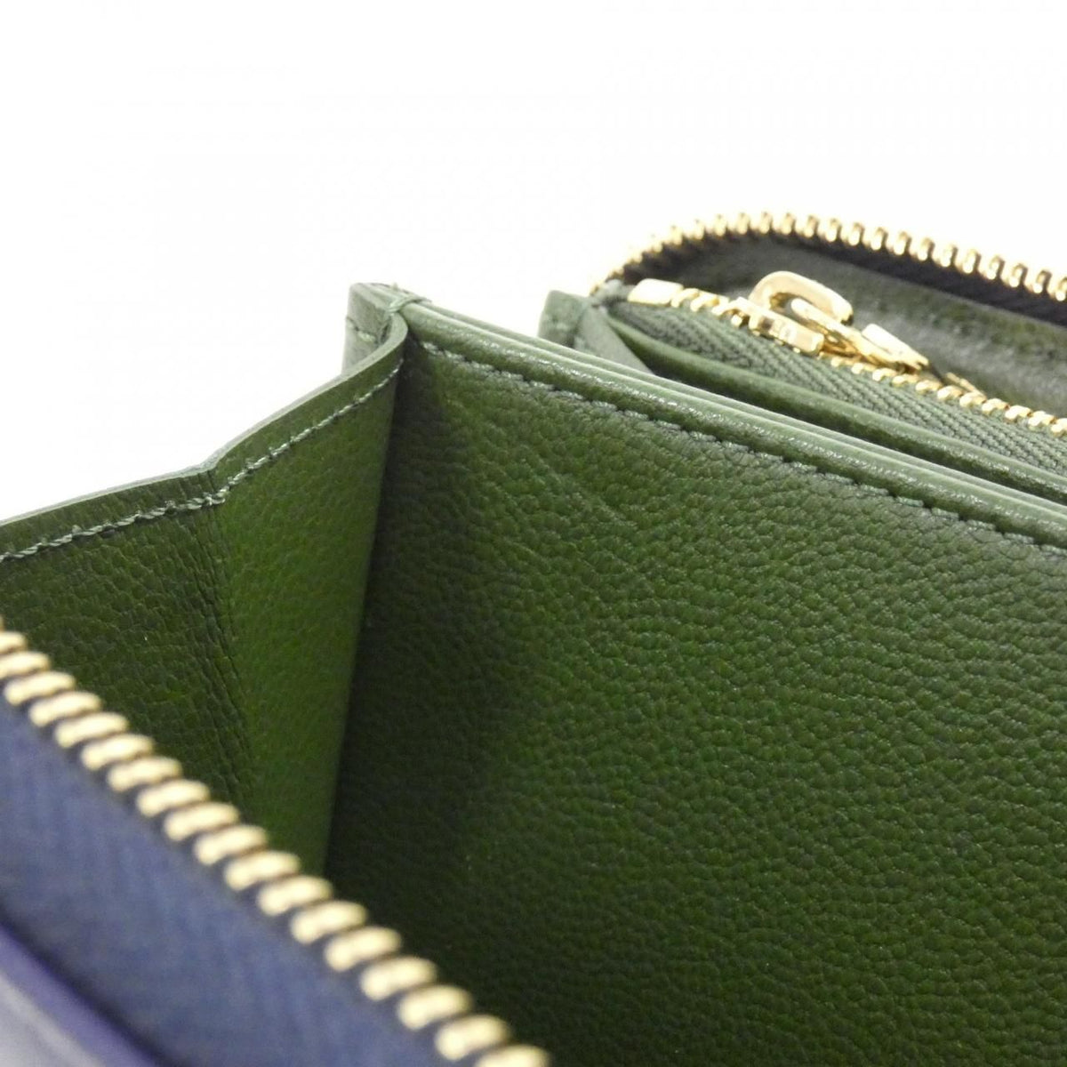 Louis Vuitton Zippy Wallet — view 7