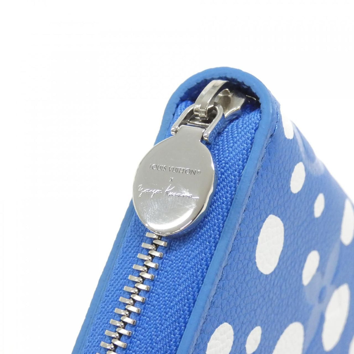 Louis Vuitton Monogram Empreinte Zippy Wallet — view 4