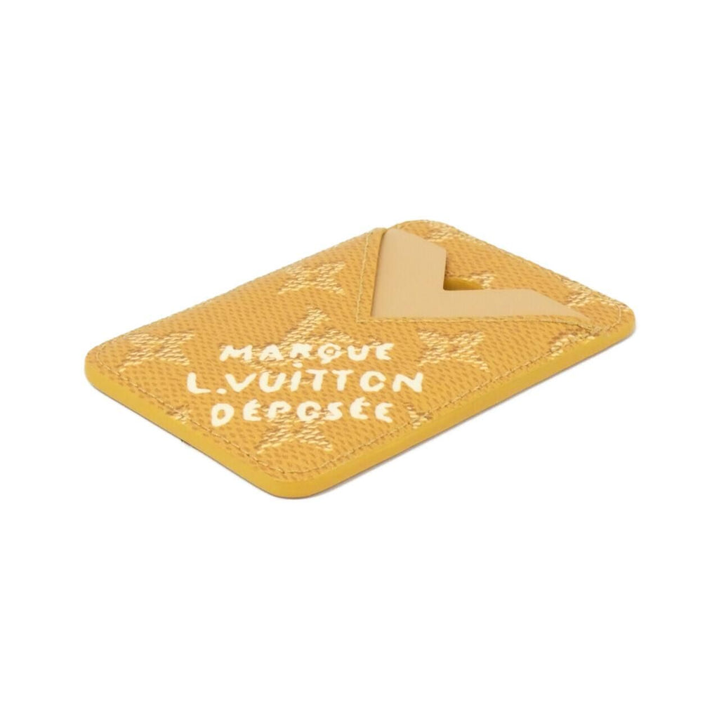 Louis Vuitton Monogram Heritage Card Case Magnet — view 3