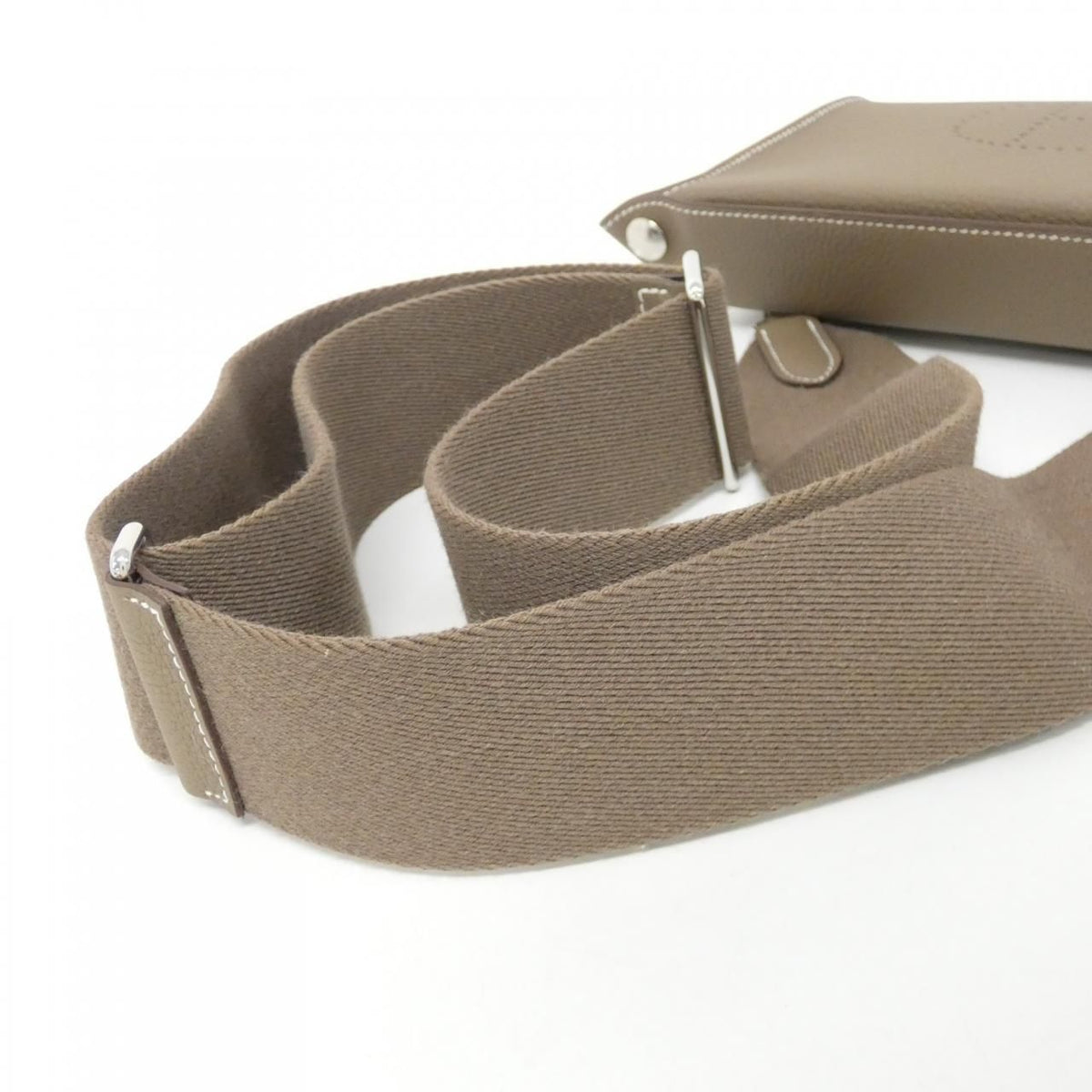 Hermes Vide Poche Shoulder Bag — view 4
