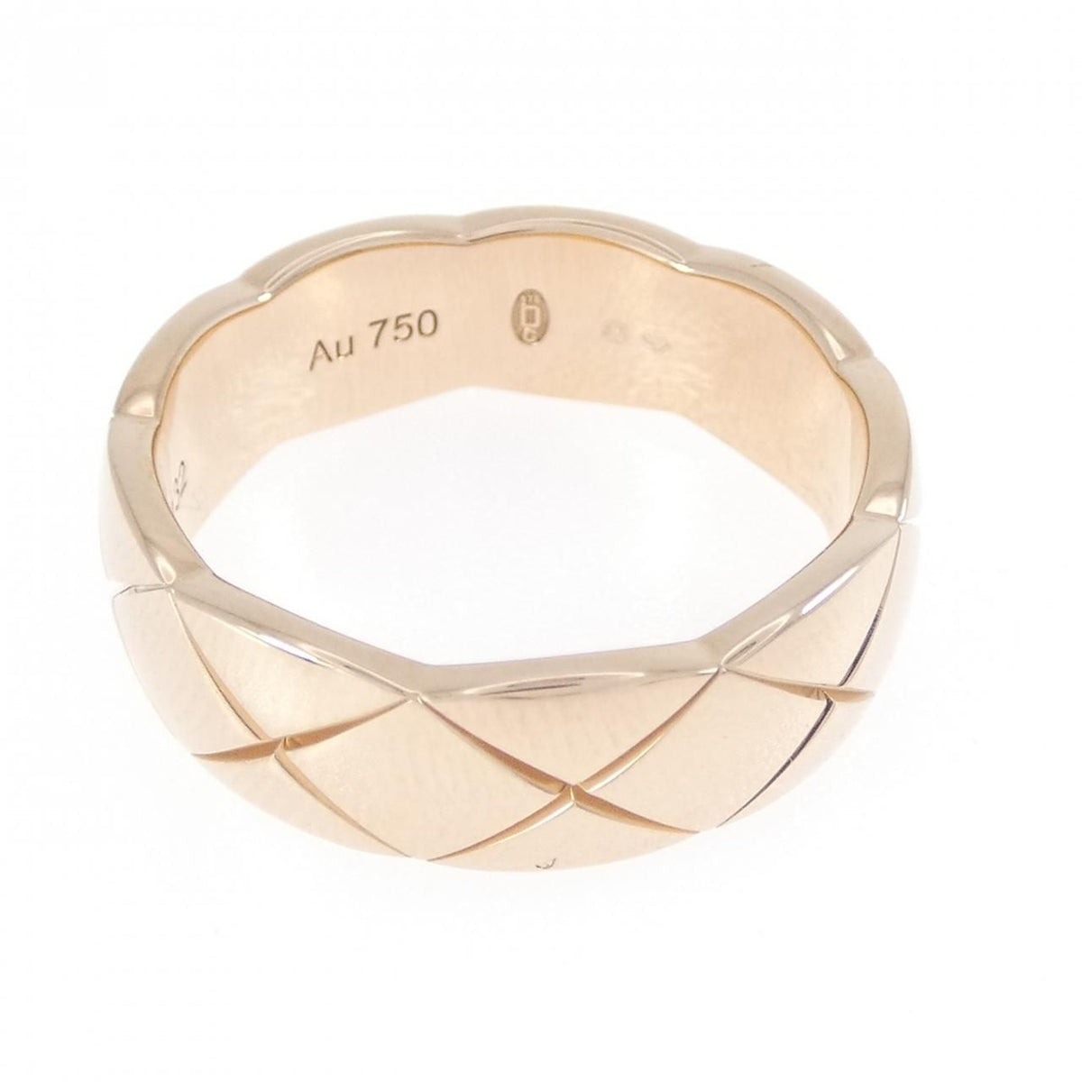 Chanel Coco Crush Medium Ring — view 3