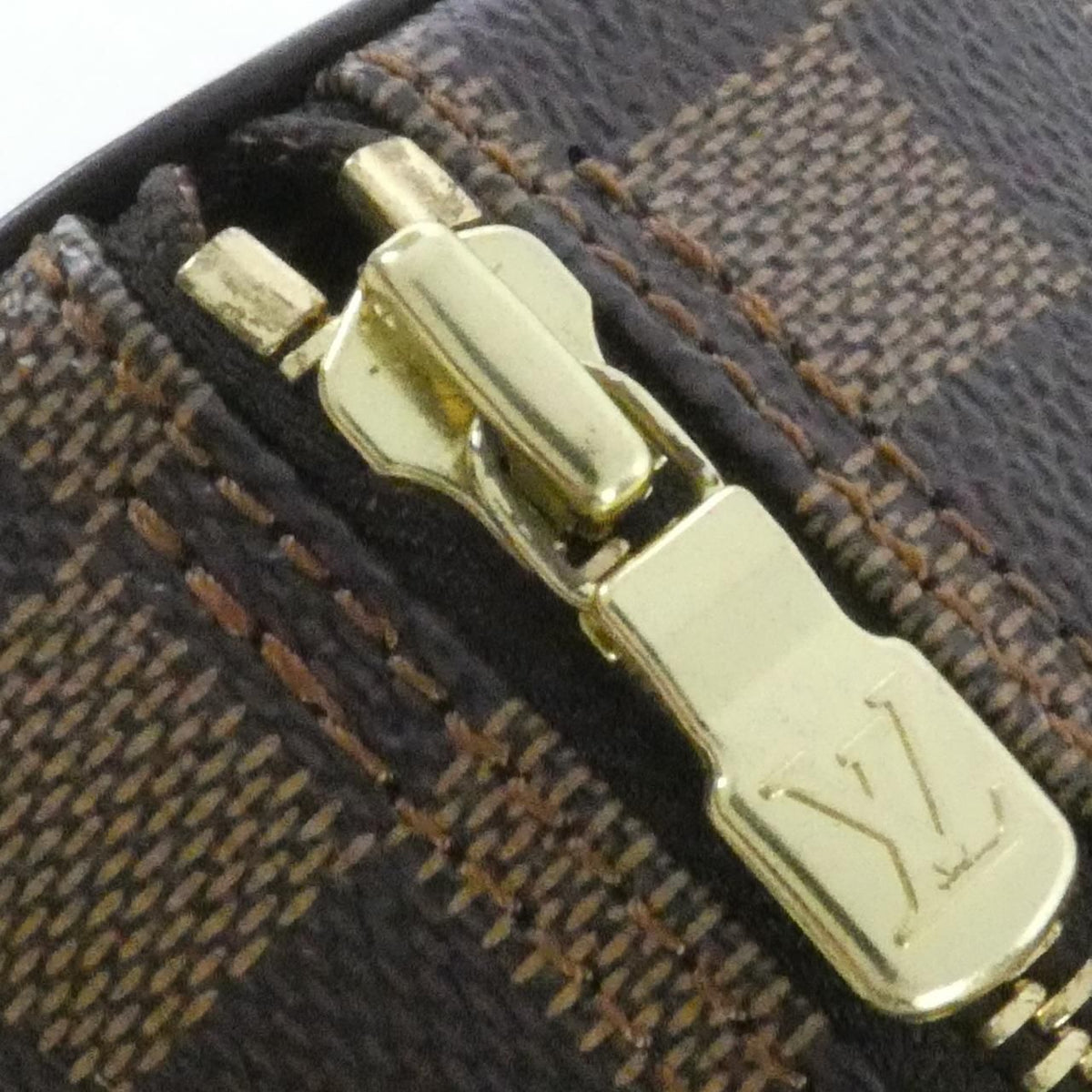 Louis Vuitton Damier Papillon Bag — view 3