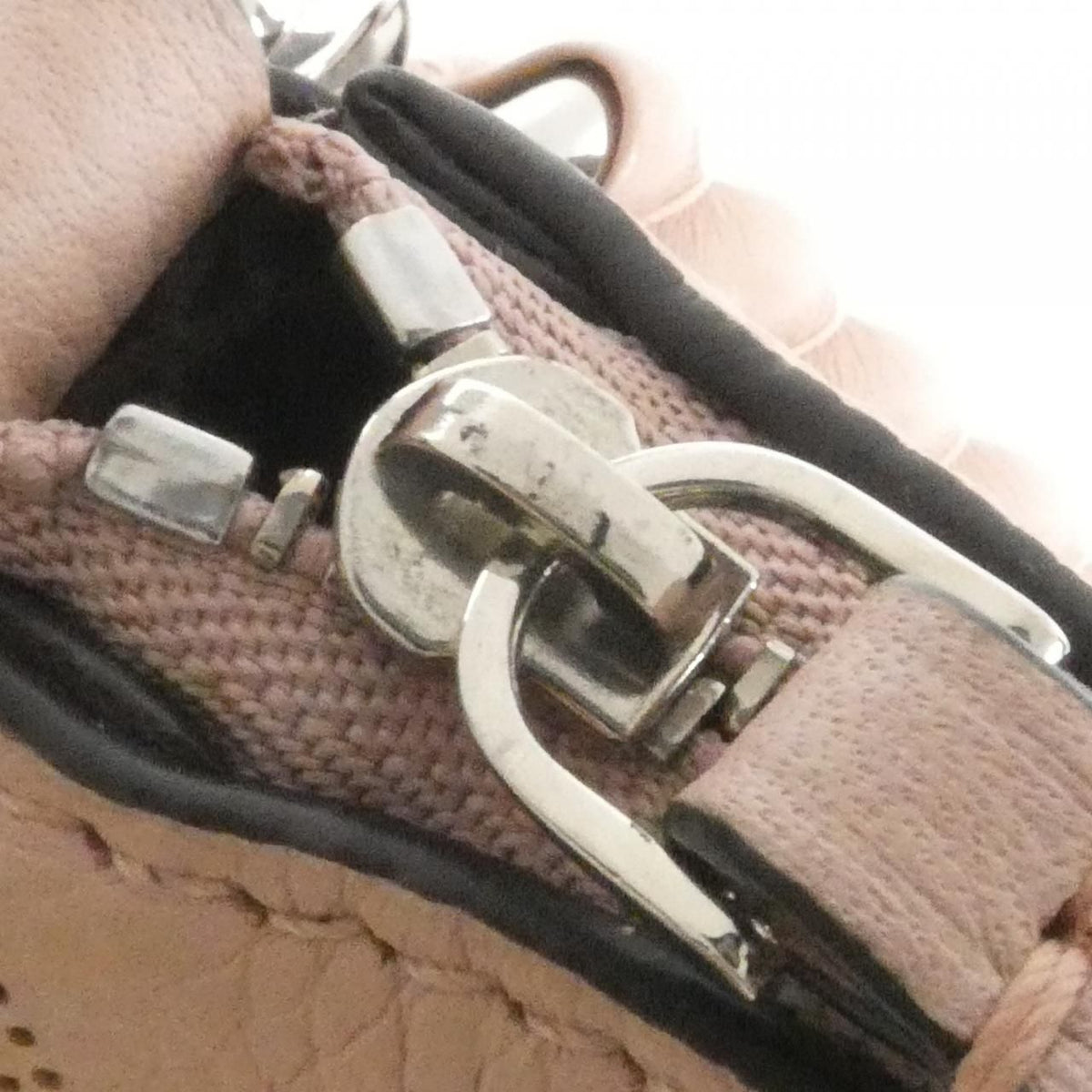 Louis Vuitton Mahina Babylon Chain BB Bag — view 3