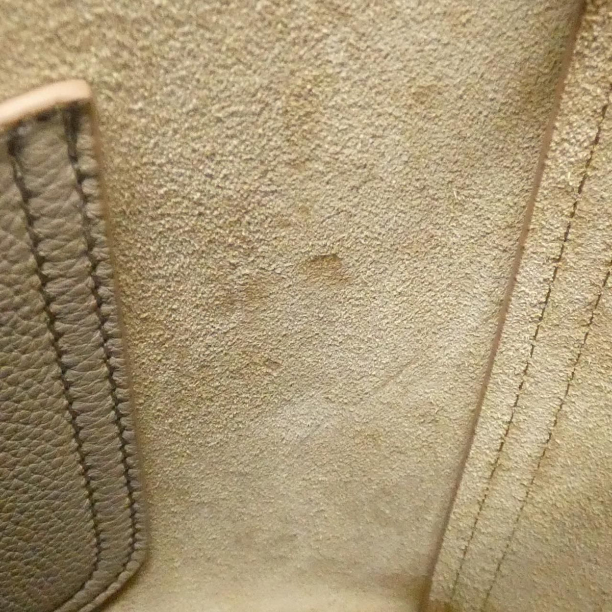 Loewe Pebble Bucket Mini Bag — view 7
