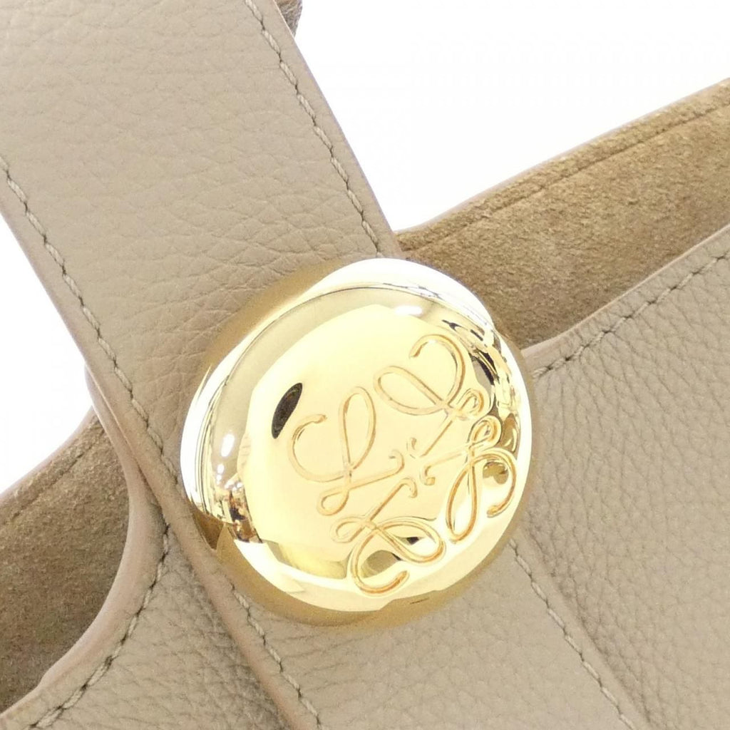 Loewe Pebble Bucket Mini Bag — view 4