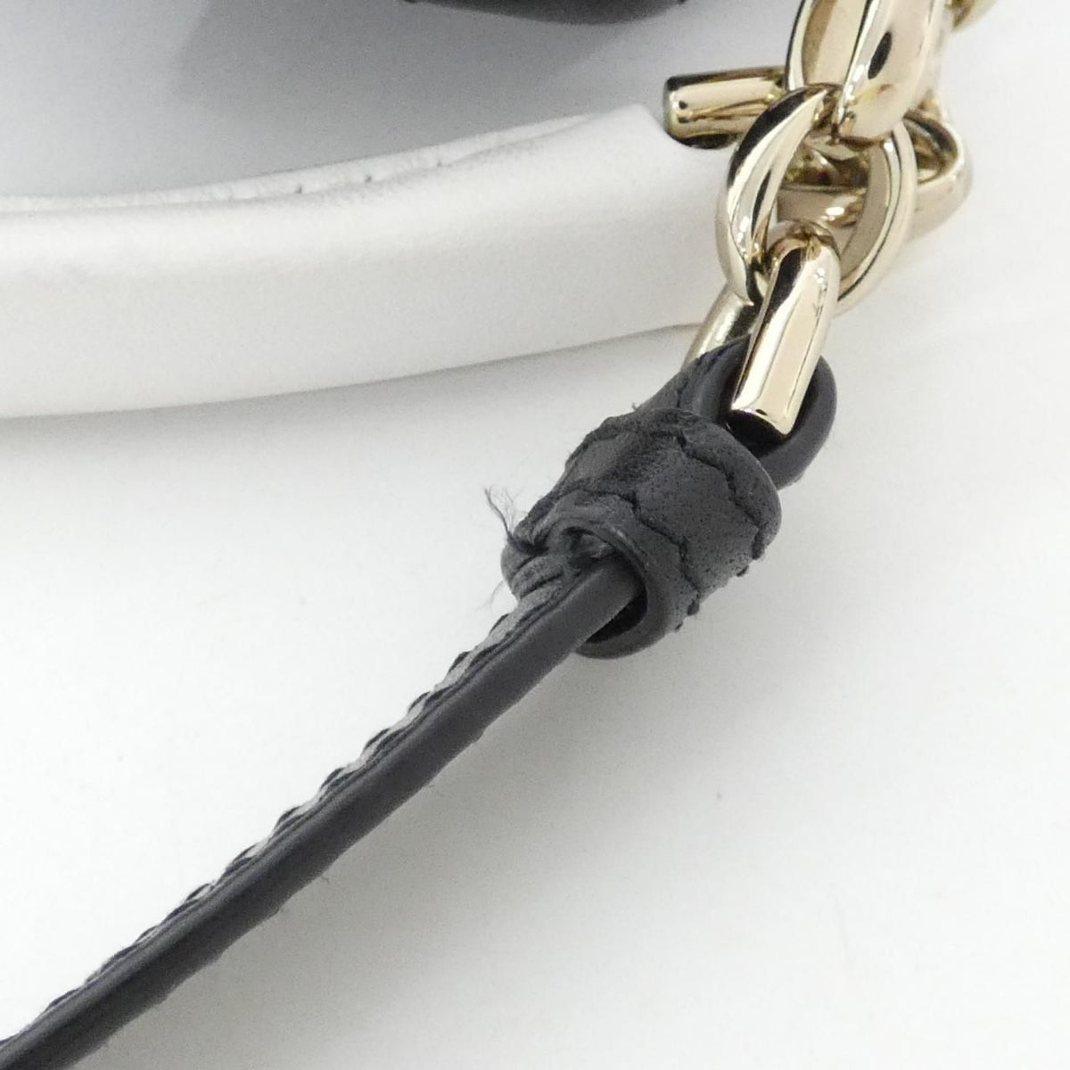 Dior Vibe Shoulder Bag — view 5
