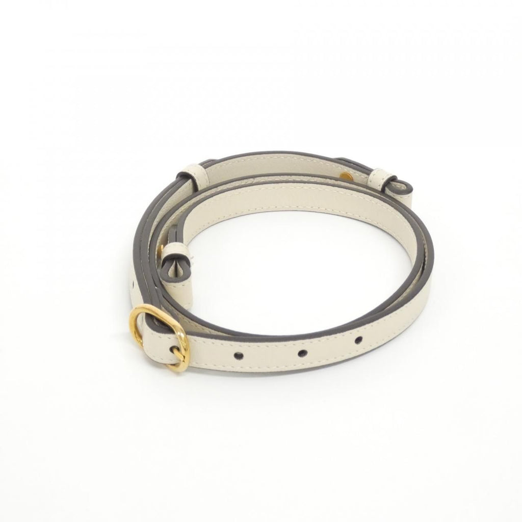 Gucci Diana Bag — view 7