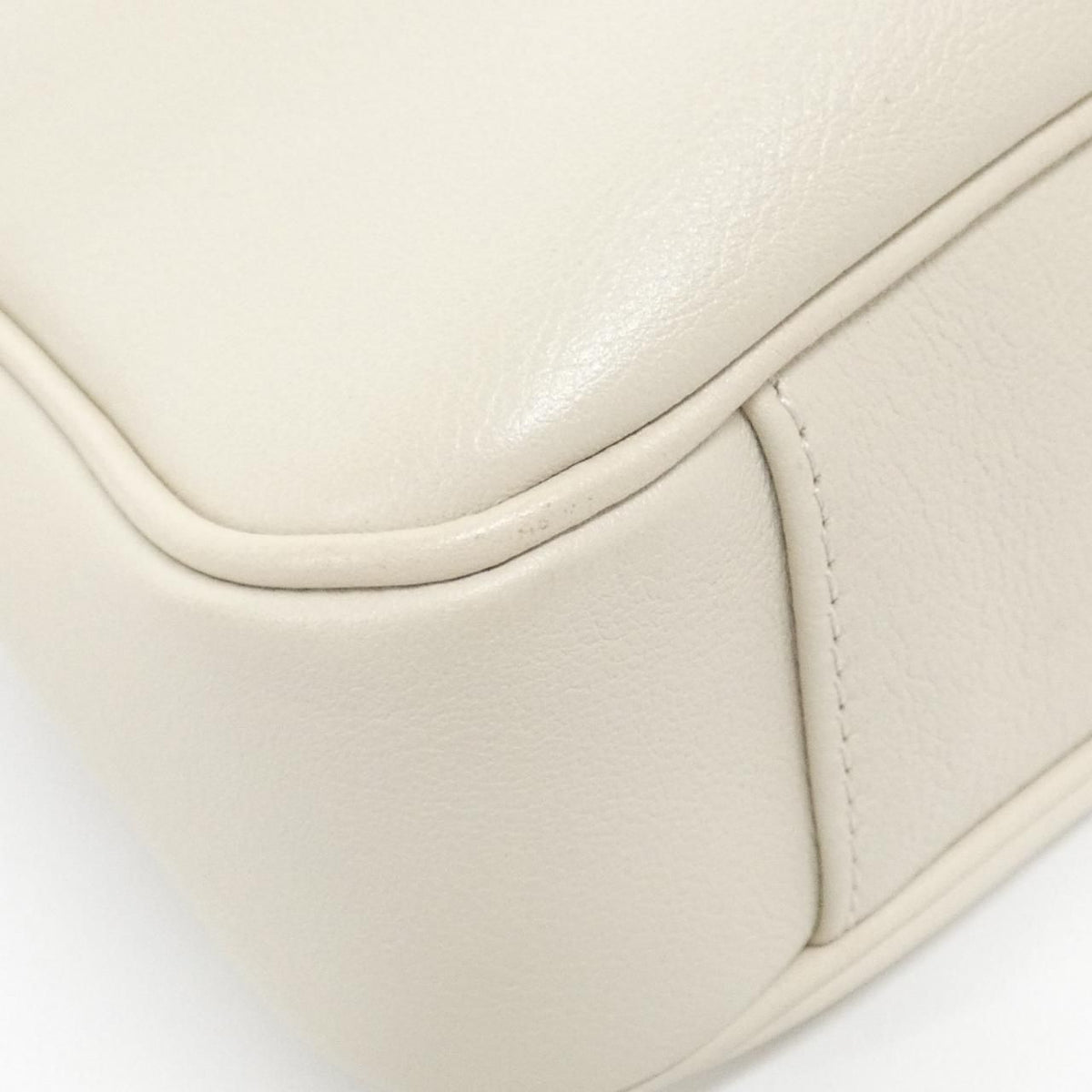 Gucci Diana Bag — view 3