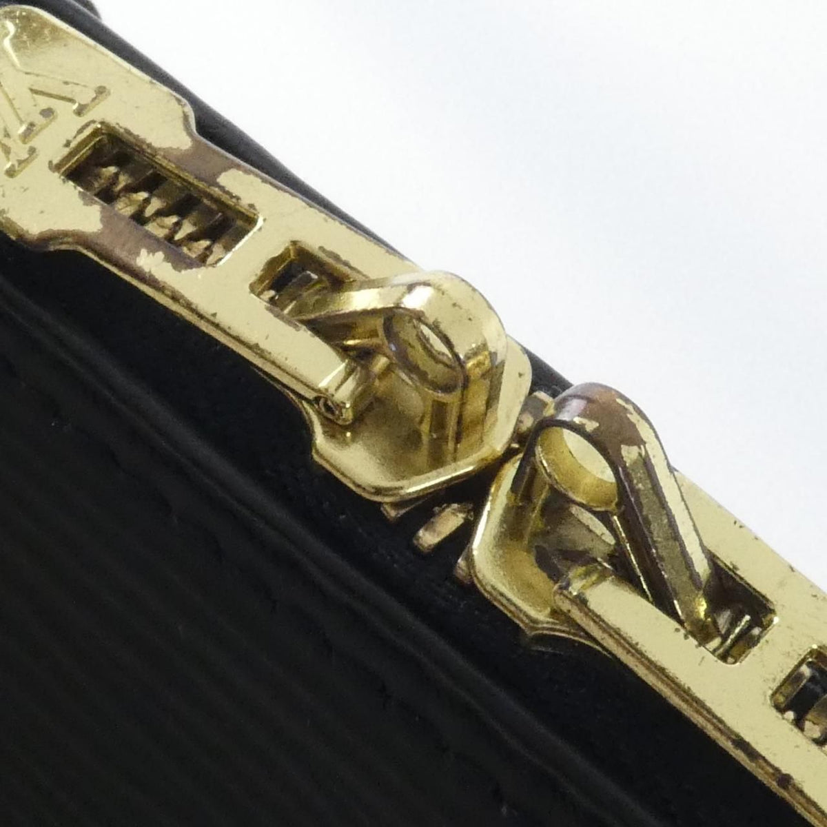 Louis Vuitton Epi Alma PM Bag — view 5