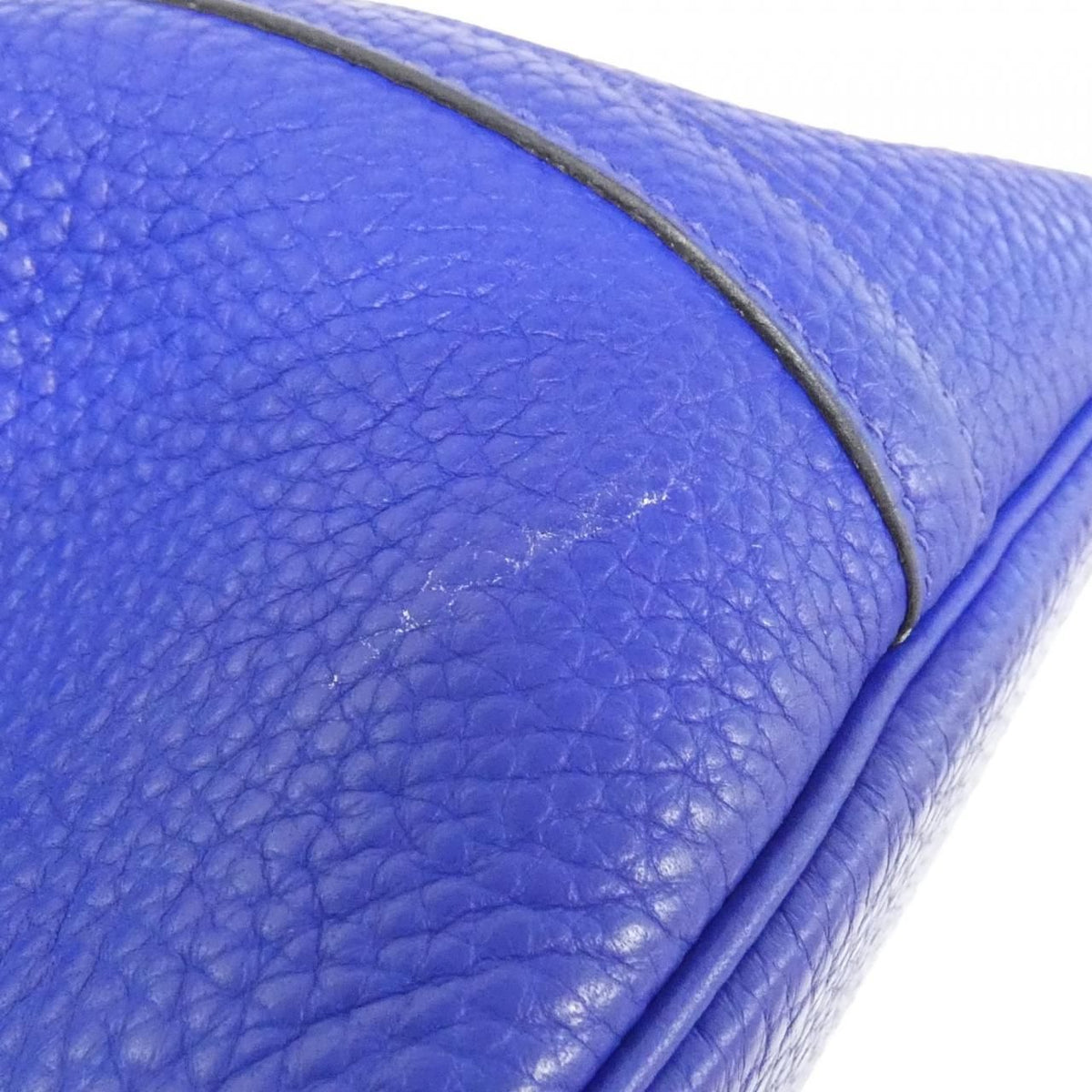 Hermes Picotin Lock Touch MM Bag — view 3