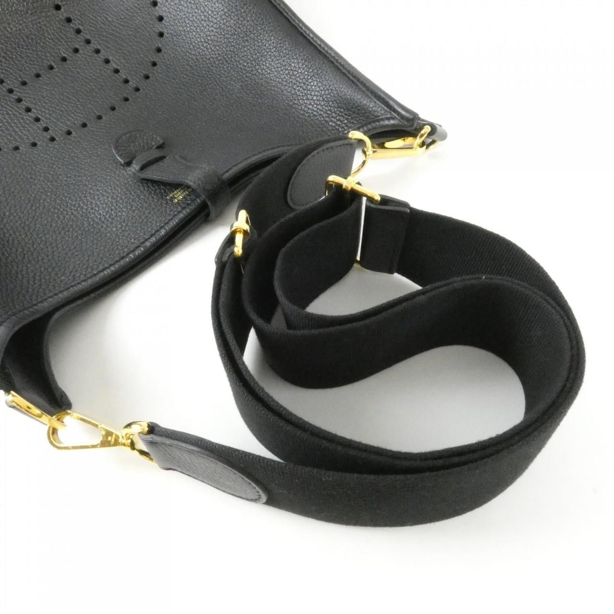 Hermes Evelyne 3 PM Shoulder Bag — view 6