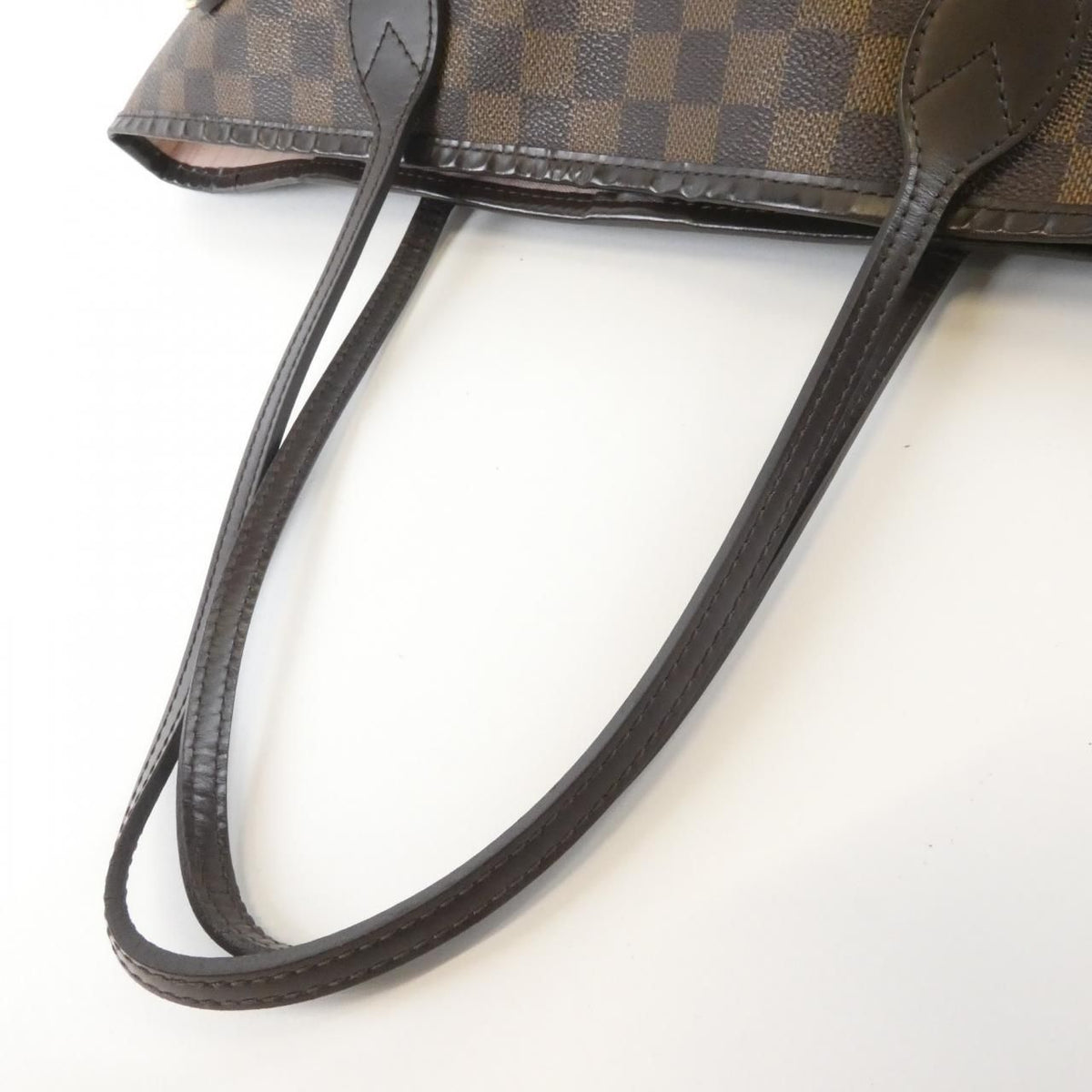 Louis Vuitton Damier Neverfull MM Bag — view 4