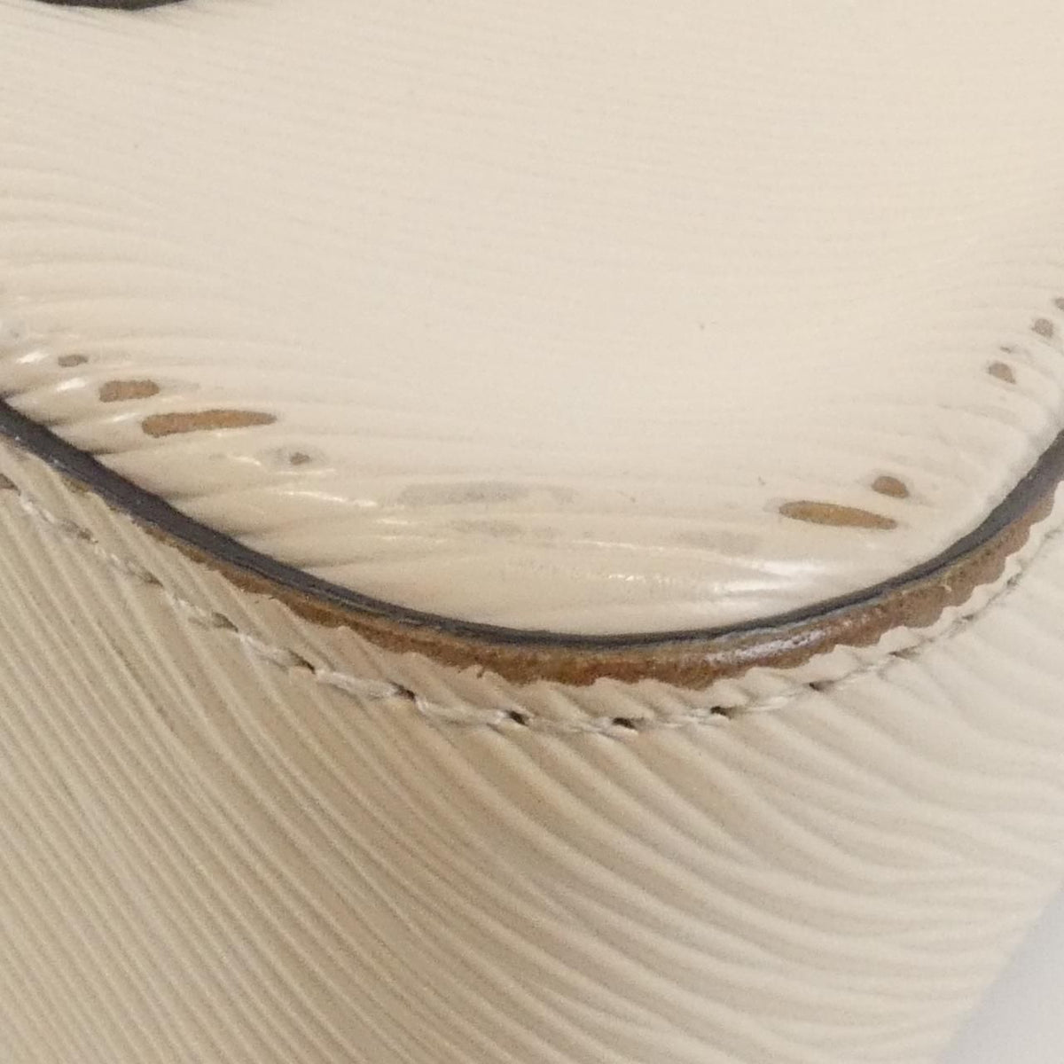 Louis Vuitton Epi Marelle Shoulder Bag — view 3