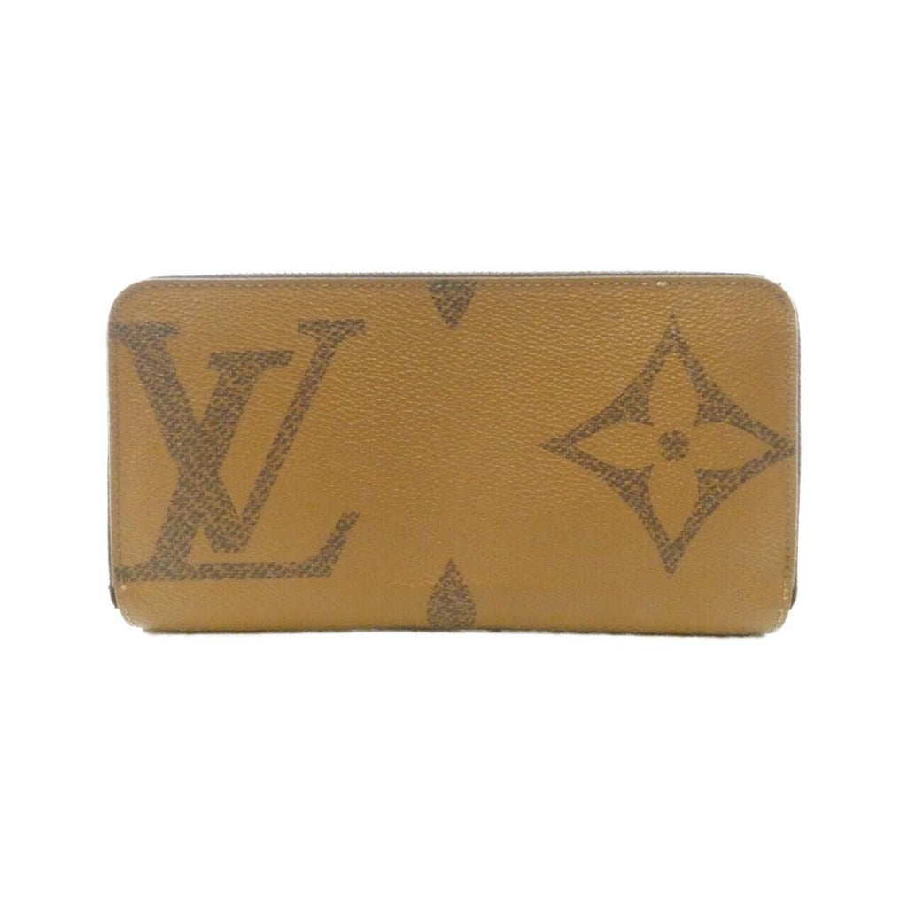 Louis Vuitton Monogram Giant Zippy Wallet