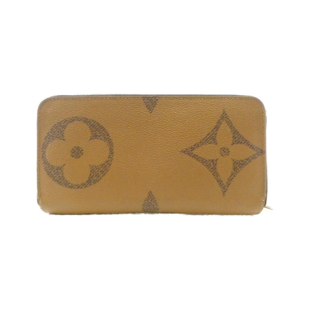 Louis Vuitton Monogram Giant Zippy Wallet — view 2