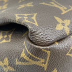 Louis Vuitton Handbag Monogram Artsy MM — view 7