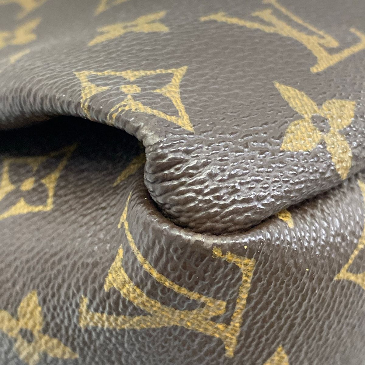 Louis Vuitton Handbag Monogram Artsy MM — view 7