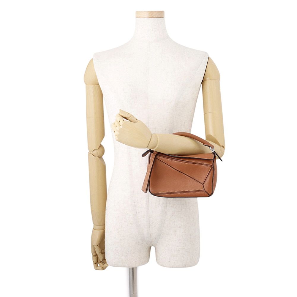 Loewe Handbag Puzzle Bag Mini Calfskin 322.30 2-Way — view 4