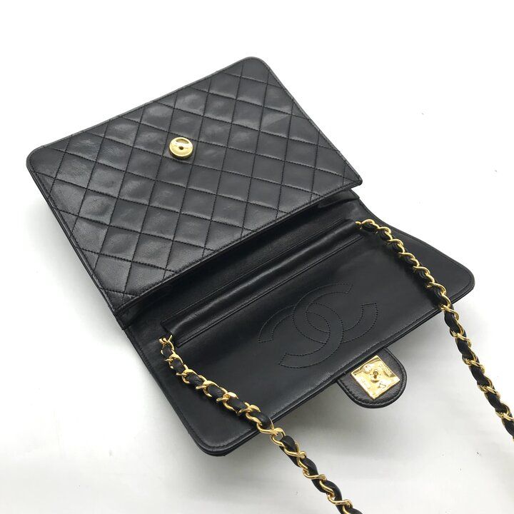 Chanel CC Logo Quilted Push Lock Leather Chain Shoulder Bag Black — view 8
