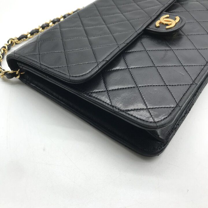 Chanel CC Logo Quilted Push Lock Lambskin Chain Shoulder Bag Black — view 5