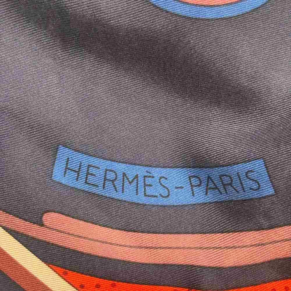 Hermes Carre 90 George Washington's Carriage Wash Silk Red Blue — view 5