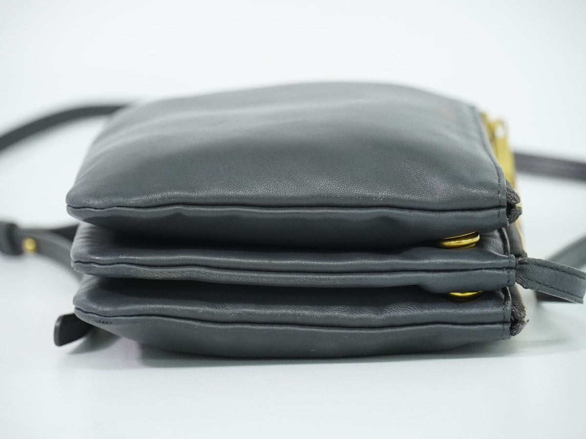 Celine Trio Small Shoulder Bag Pochette Leather Gray — view 4
