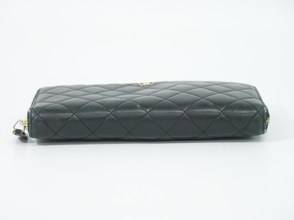 Chanel Quilted CC Logo Zip Around Wallet Lambskin Leather Black — view 3