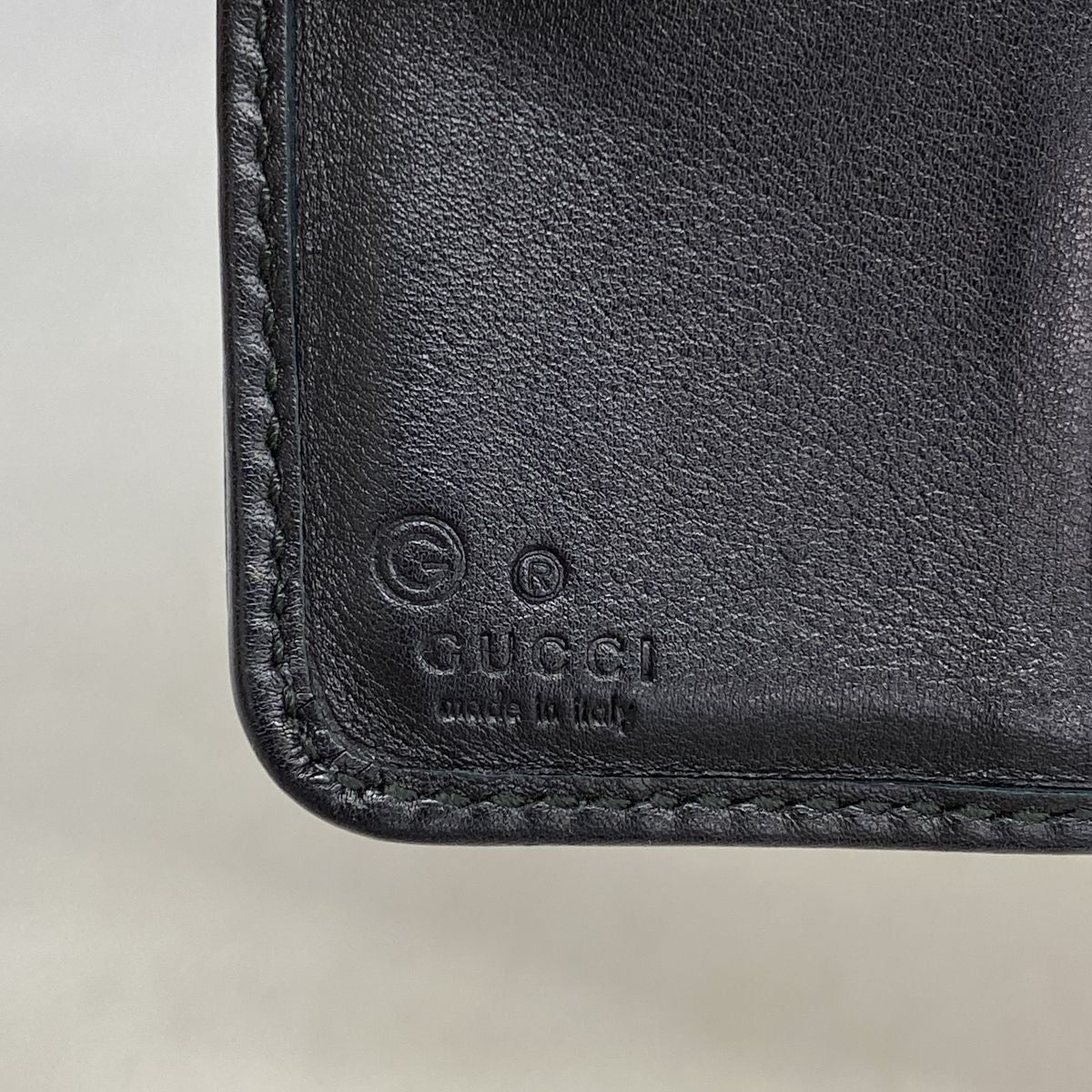 Gucci Wallet Micro Guccissima Leather Black Champagne Gold — view 4