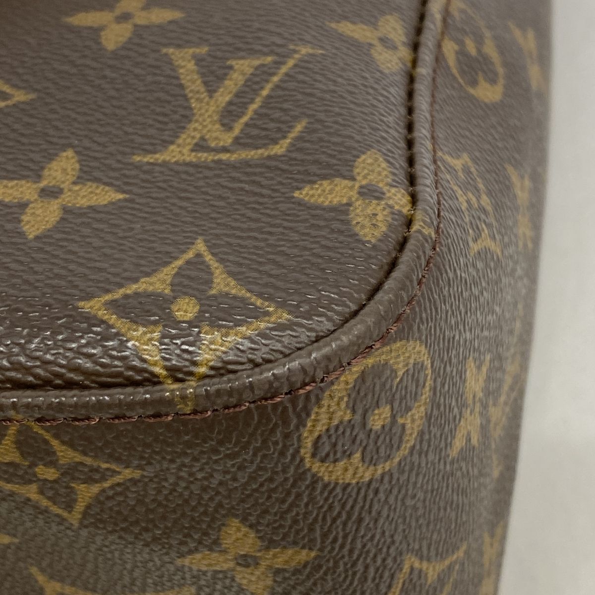 Louis Vuitton Shoulder Bag Monogram Looping GM Brown — view 6