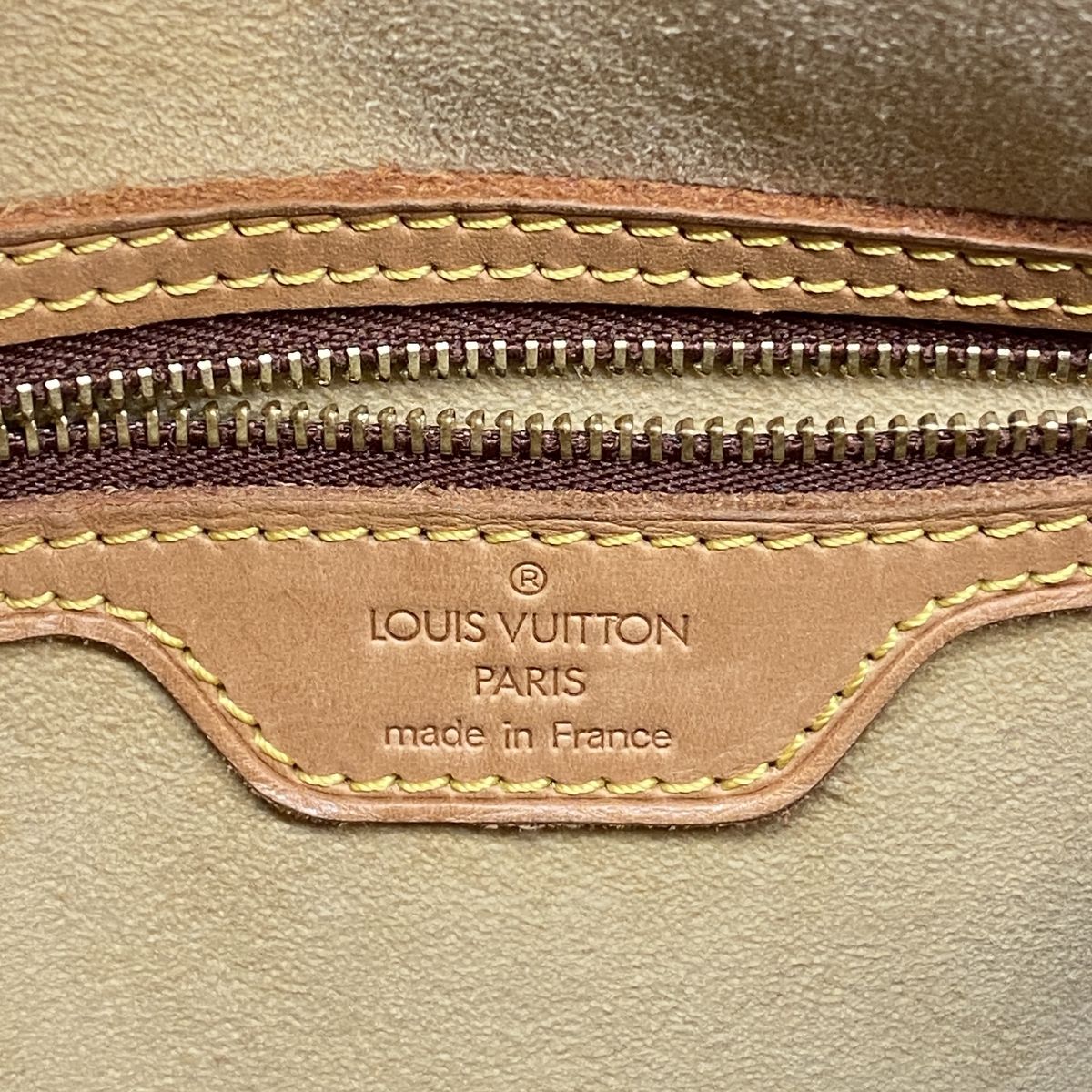 Louis Vuitton Shoulder Bag Monogram Looping GM Brown — view 5