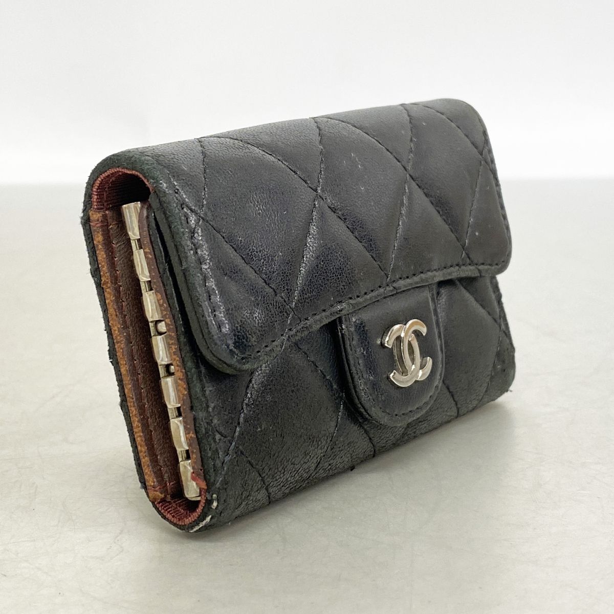 Chanel Key Case Quilted Lambskin Black Silver Key Holder — view 2