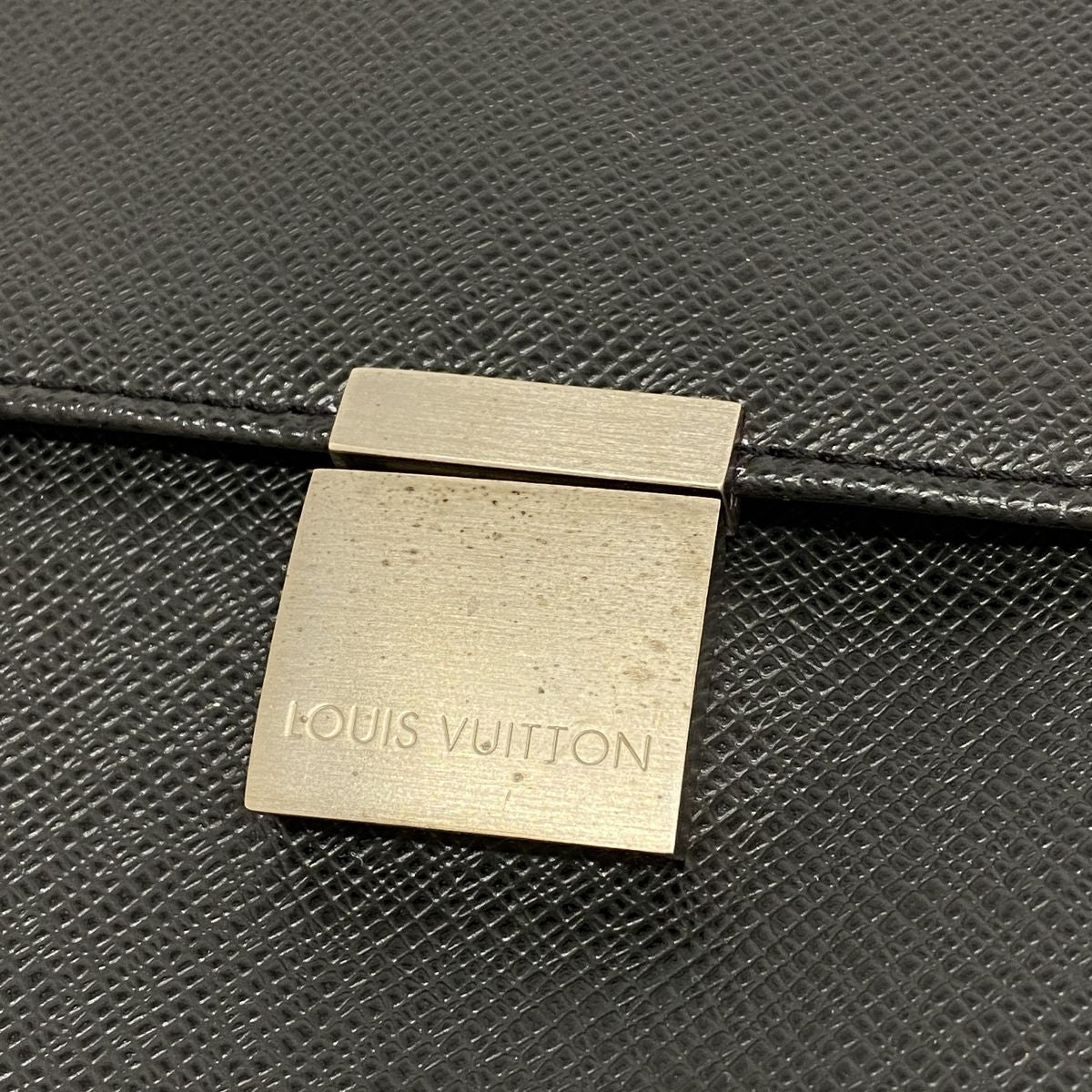 Louis Vuitton Business Bag Taiga Porte Documents Angara Ardoise — view 6