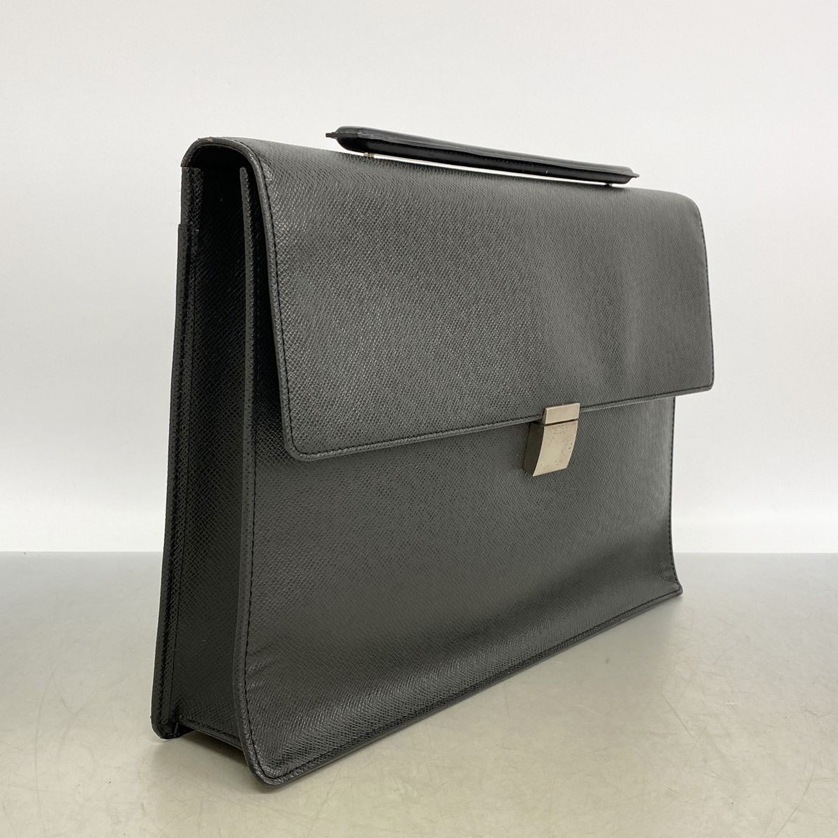 Louis Vuitton Business Bag Taiga Porte Documents Angara Ardoise — view 2