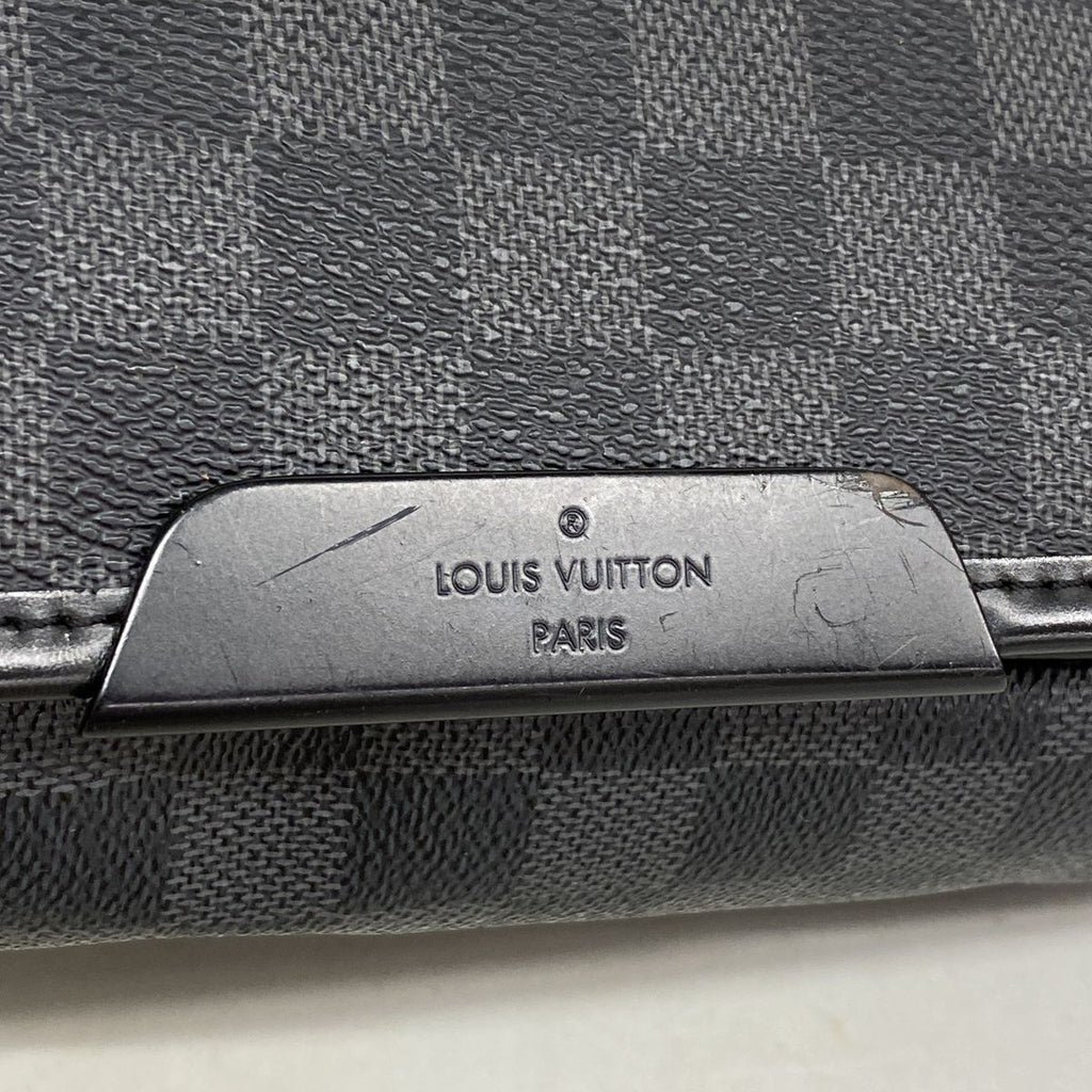 Louis Vuitton Shoulder Bag Damier Graphite Daniel MM Black Gray — view 8