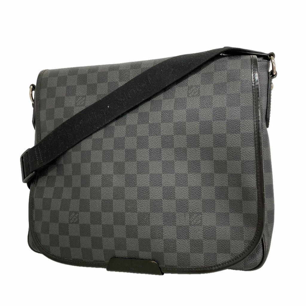 Louis Vuitton Shoulder Bag Damier Graphite Daniel MM Black Gray