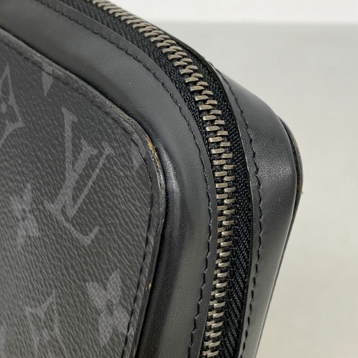 Louis Vuitton Wallet Monogram Eclipse Zippy XL Black — view 7