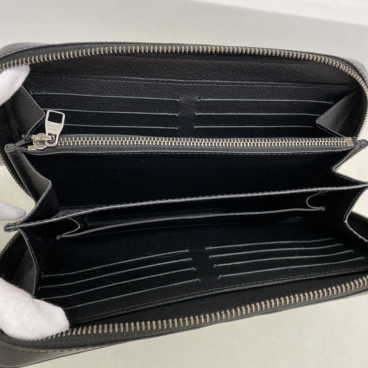 Louis Vuitton Wallet Monogram Eclipse Zippy XL Black — view 3