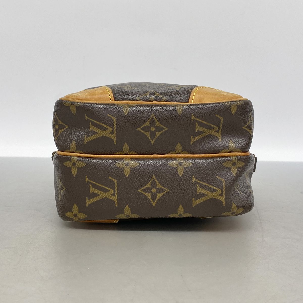 Louis Vuitton Shoulder Bag Monogram Amazone Brown — view 3