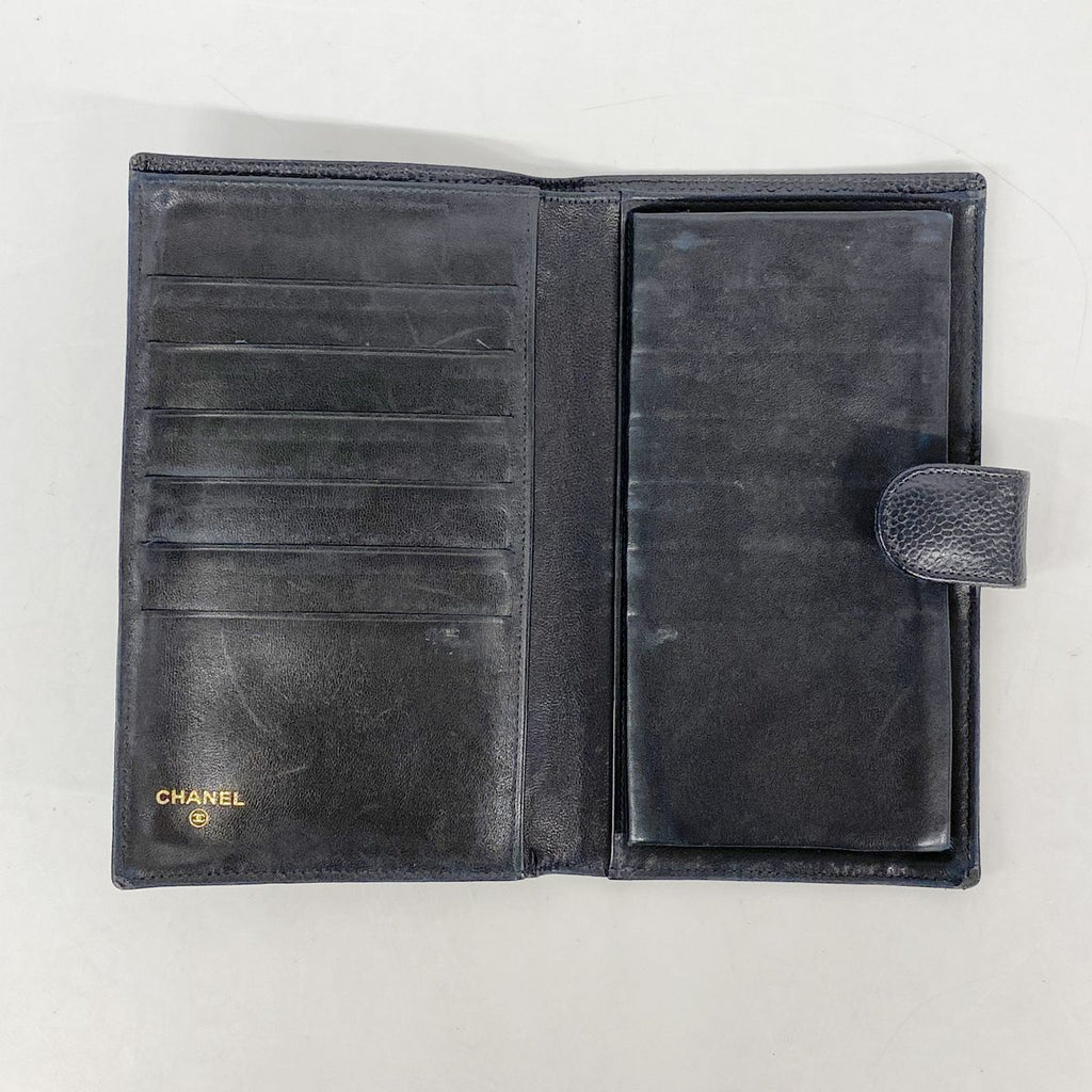 Chanel Wallet Caviar Leather Black Gold — view 3