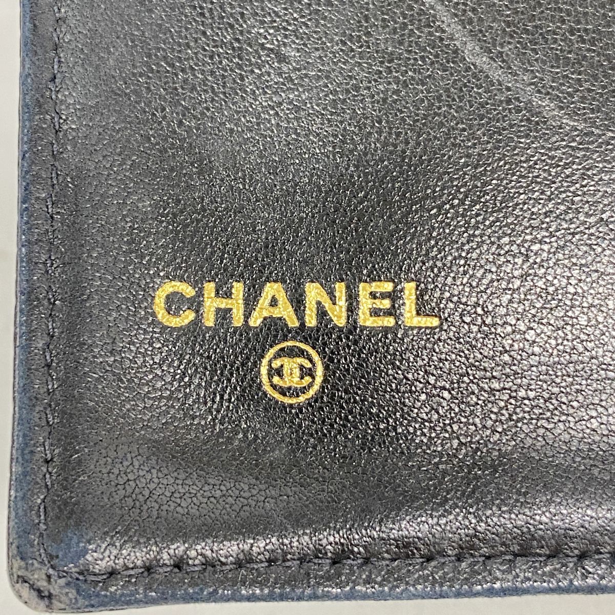 Chanel Wallet Caviar Leather Black Gold — view 4