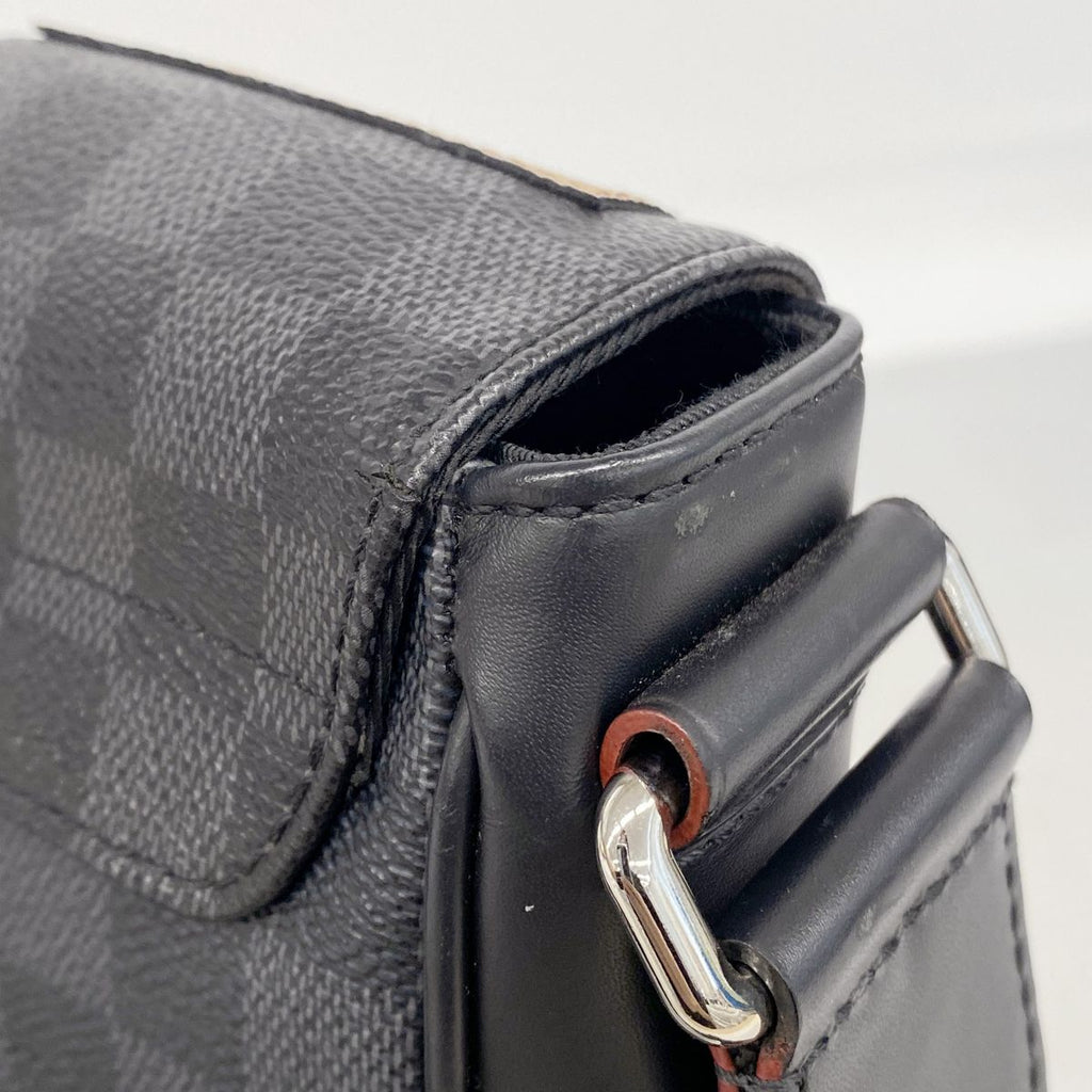 Louis Vuitton Shoulder Bag Damier Graphite LV Alps District Pmnm Black — view 7