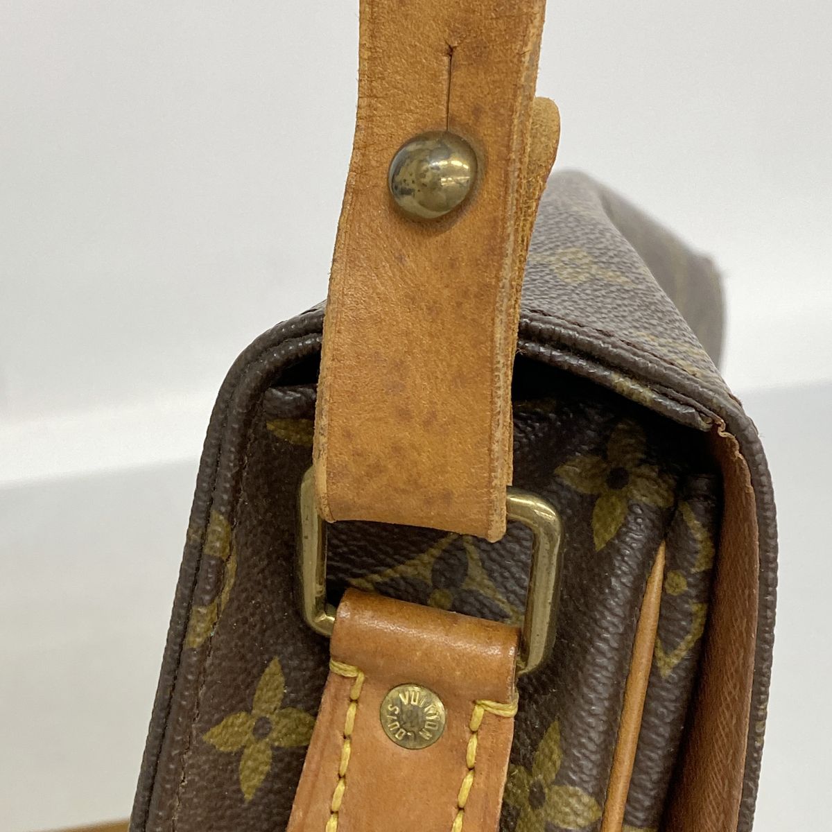 Louis Vuitton Shoulder Bag Monogram Cartouchiere GM Brown — view 8