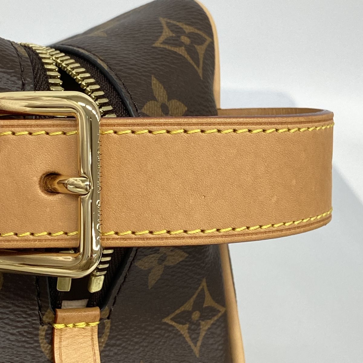 Louis Vuitton Clutch Monogram Rocker Dopp Kit Brown — view 6