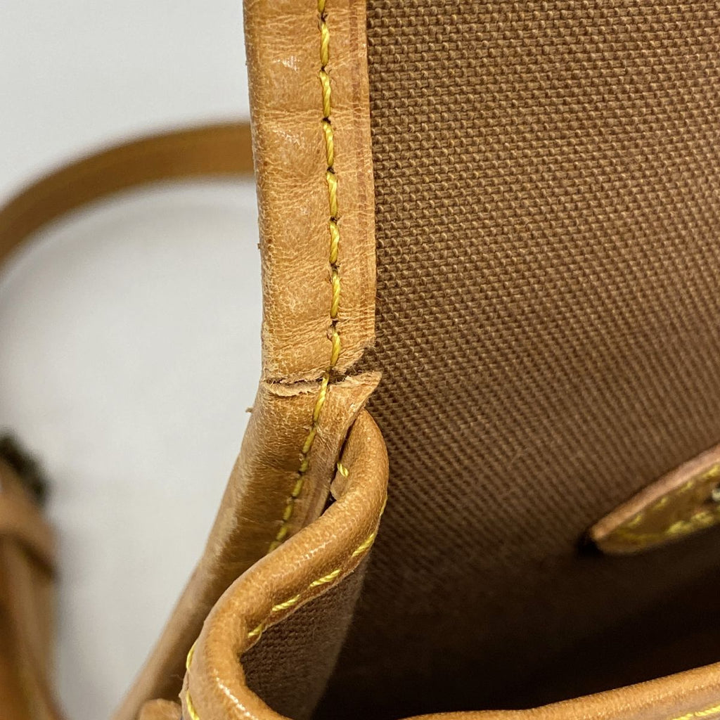 Louis Vuitton Shoulder Bag Monogram Gibeciere MM Brown — view 6