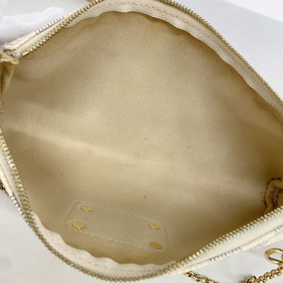 Louis Vuitton Handbag Damier Azur White 2-Way Bag — view 4