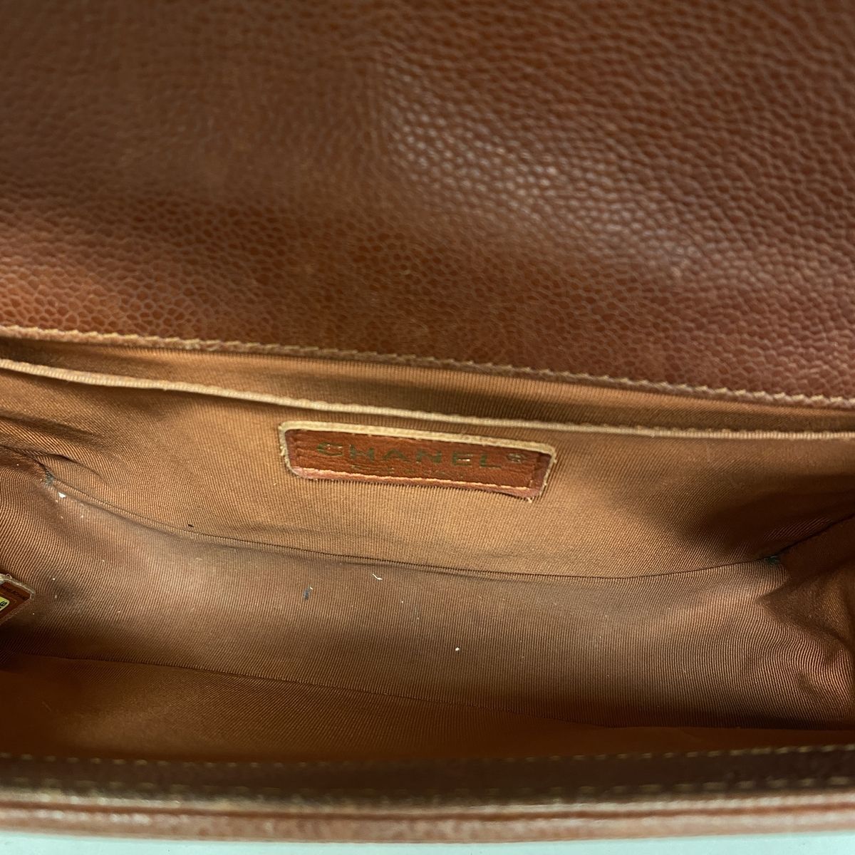Chanel Shoulder Bag Boy Caviar Leather Brown Gold — view 4