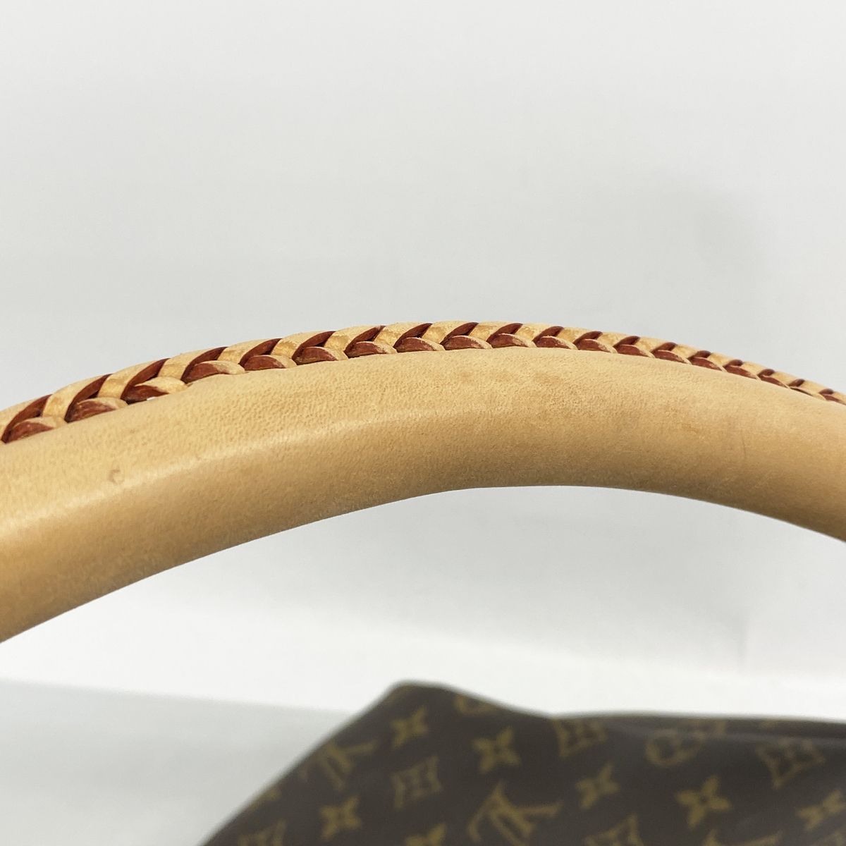 Louis Vuitton Shoulder Bag Monogram Artsy MM Brown — view 6