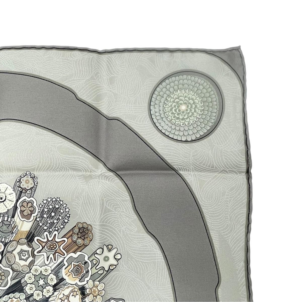 Hermes Petit Carre Scarf 45 Suifures Silk Gray Japanese Pattern — view 3