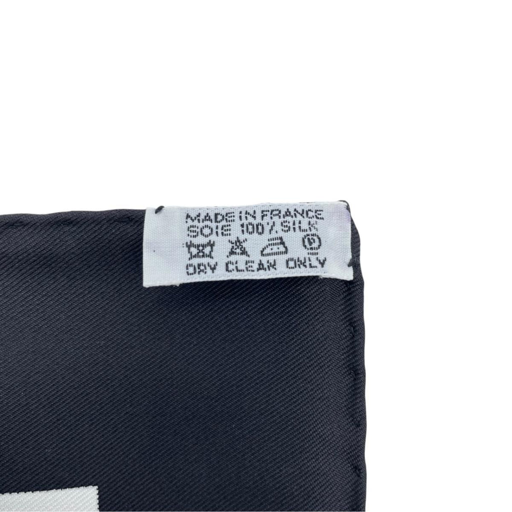 Hermes Petit Carre Scarf 45 Silk Belt Chain Pattern Black Gold — view 6