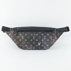 Louis Vuitton Discovery Bum Bag Waist Pouch Monogram Galaxy — view 2